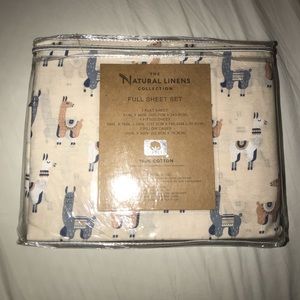 🦙 Decorative Alpaca Sheet Set